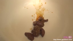 ゲロ、うんち、オシッコ同時発射　閲覧超注意