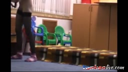 Maman francaise baise au travail en levrette - Amateur