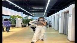 いい女にチンポしゃぶらせてアナル舐めさせるのは男の夢