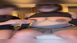 出産後の妊婦にぼにゅう出させた