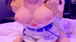 巨乳