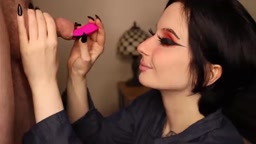 ちょっとケバめの外国人が包茎弄び