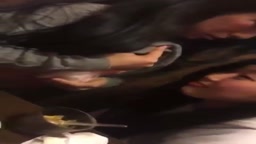 居酒屋にて友達の乳首を舐める