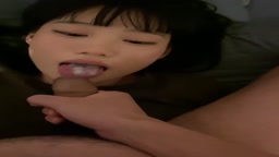 かわいい彼女に口内射精