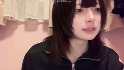 なかにしさん手ブラで指の隙間からtkbが見えてBAN