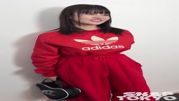 スナップ　赤ジャージ　アイドル　巨乳