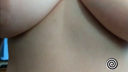 Amateur mit großen Nippeln vom Nachbarn gefickt