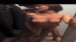 美女 立ちバック