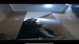 お姉さんを隠し撮り