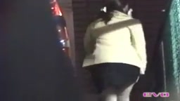 我慢できなくて野外で…