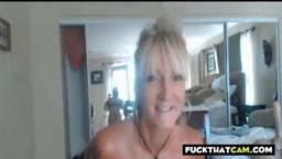 Amateur Mature Pussy on Webcam