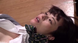 女子高生が犯される