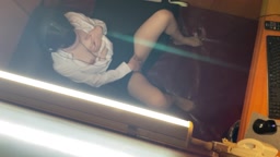 OL、 漫喫オナニー