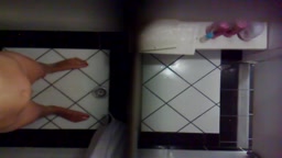 シャワー中　おしっこ