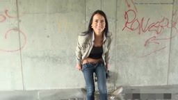 Follow-この美しい女の子たちと一緒に行きましょう