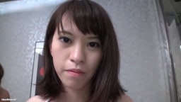 私のお友達と一緒に3Pしちゃおっ！