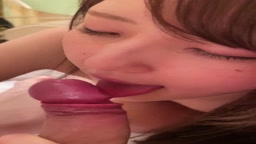 フェラが嬉しくてしょうがない女