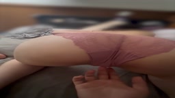 ちょっと触っただけでオホつくエロ女