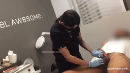 海外剃毛サロン⑥ブラジリアンワックス