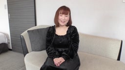 むっちり熟女にたっぷり中出し。