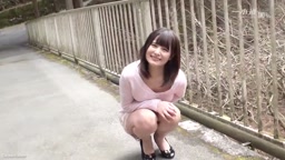 美乳 露出