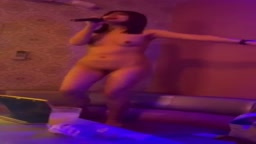全裸カラオケ2