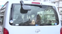 ショートカット美人