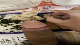 弁当 いたずら (食事中の画像あり)