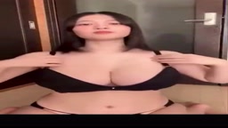 爆乳JDオナニー配信