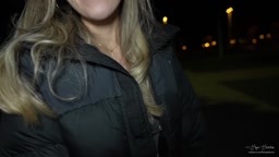 HopHea - Public park sex