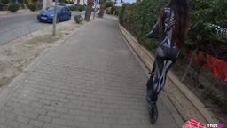 DaKi - Spider costume