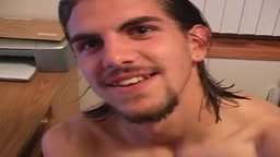 American Coed Sarah's First Time with Kentucky