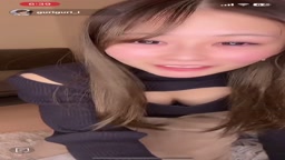 Tiktok live 胸チラ　※音量注意