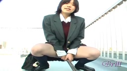 パンツに黄色いシミ_外で角オナニー