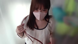 ブラぱっかーん！アナ級の可愛さ＆たわわに実ったGカップ神乳おっぱいに接近！