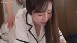 「ゆり姉ちゃん、そんな格好でいないでよ」