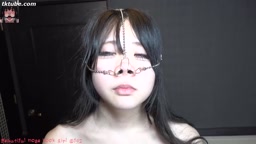 顔に要らん事するなと