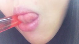 ASMR 女性がロリポップを舐める 14