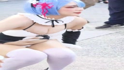 ムチムチのエロコスプレイヤーさん