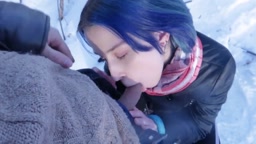 Teen Schoolgirl Gives Risky Public Blowjob in the Park