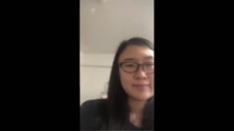 眼鏡ブスの自撮り