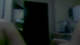 嫁のオメコに指入れたら白い汁出てきよった