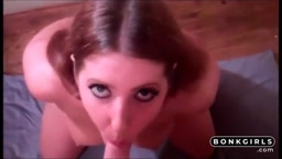 Big-Titted Babe Gives a Hands-Free Blowjob