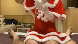 む〇〇の彼女のサンタコス