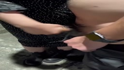 【無】外で手コキ01【射精あり】