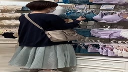 下着売り場にて