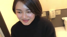 あき20歳①　生ハメ顔射