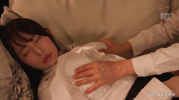 TFOScho279 TShot UB Floor OL 二羽