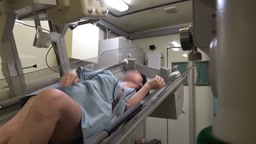 【数量限定 特典映像付き】レントゲン車　検診　バリウム検査 ポロリハプニング　vol.12