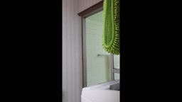 友達の嫁　脱衣所